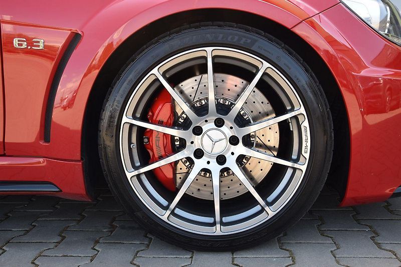 Mercedes-Benz Třídy C 63AMG BLACK-SERIES*6tKM!RARITA - fotka 35 z 43