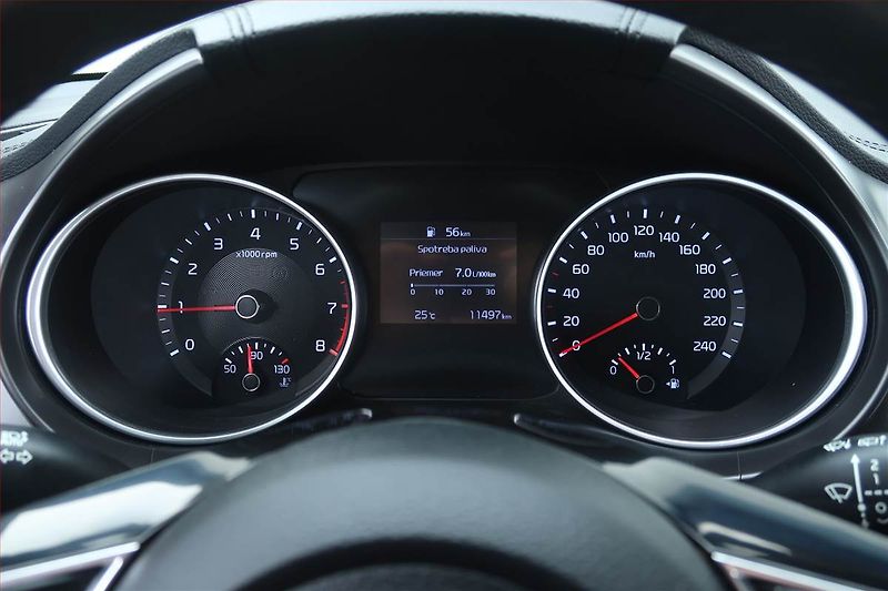 Kia Ceed (2021) Silver 1.0 T-GDI, Serv.kniha - fotka 11 z 20