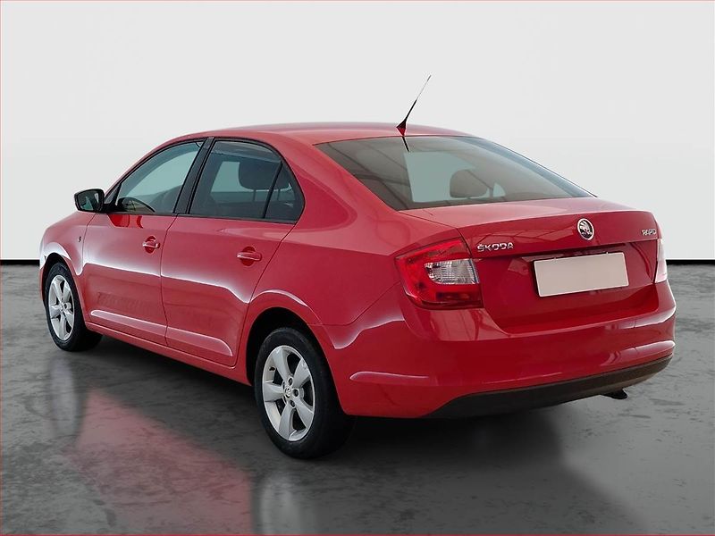 Škoda Rapid (2014) Ambition 1.2 TSI, ČR,1.maj - fotka 4 z 14