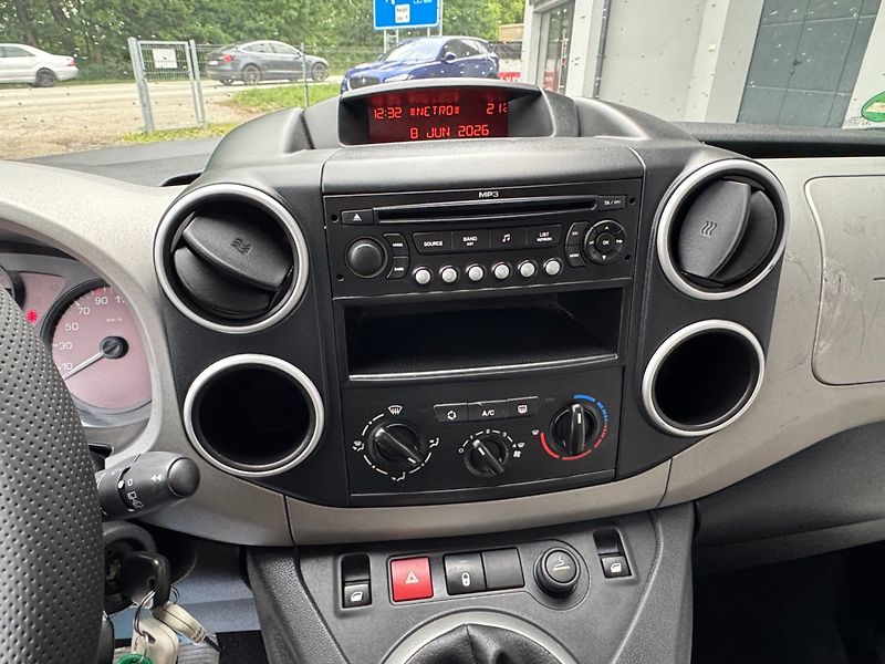 Citroën Berlingo (2009) Multispace 1.6 16V - fotka 19 z 27