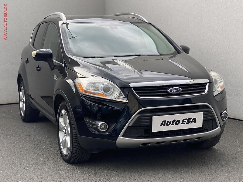 Ford Kuga (2011) 2.0 TDCi, Titanium, bixen - fotka 1 z 18