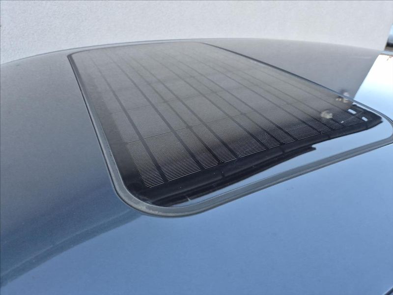 Škoda Superb 2,0 TDI 125KW DSG Kůže Xenon - fotka 31 z 33