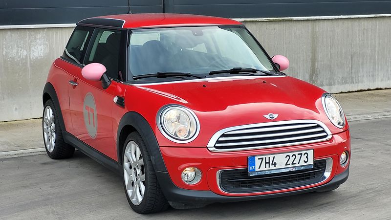 Mini One 1,6i 55Kw  - fotka 1 z 21