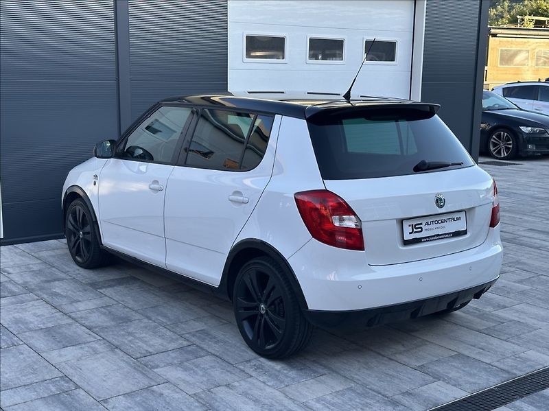 Škoda Fabia 1,2 TSI 105PS  Monte Carlo - fotka 10 z 47