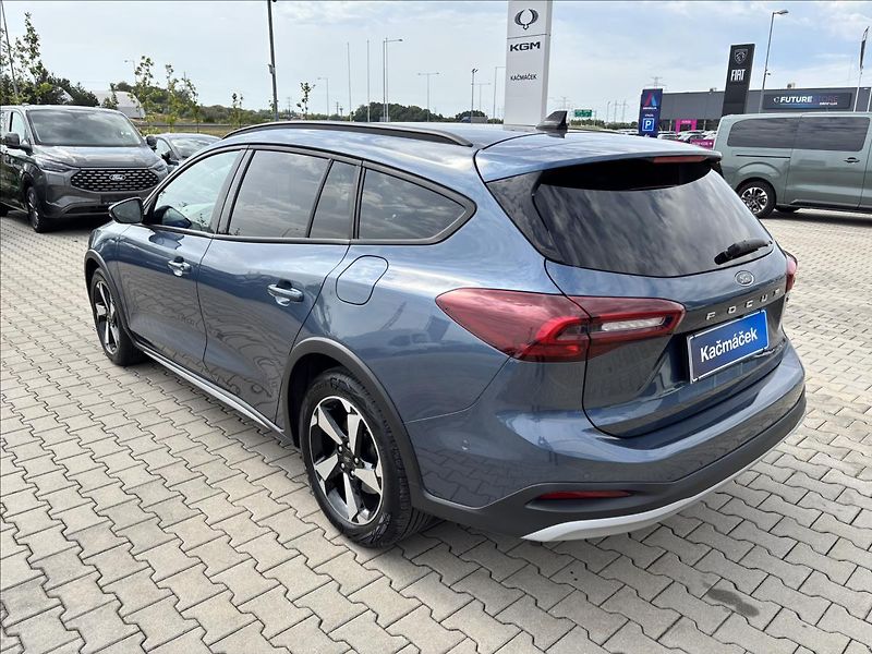 Ford Focus 1,0 mHEV 114kW Active DPH - fotka 3 z 44