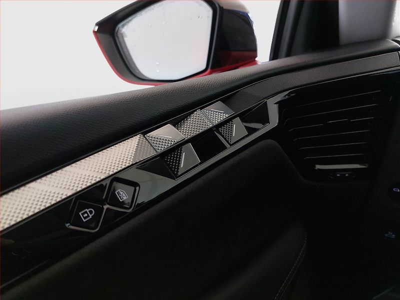 DS Automobiles DS4 (2023) Performance Line + 1.6 PureTec - fotka 20 z 21