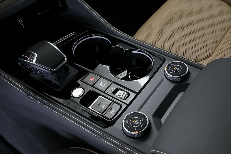 Volkswagen Touareg 3.0TDI 210kW Weba Tažné ZÁRUKA - fotka 24 z 46