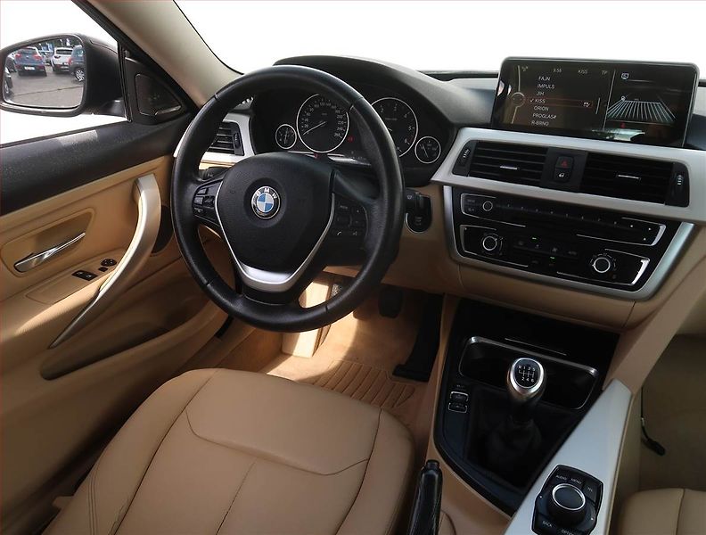 BMW Řada 4 (2014) 418d, Serv.kniha, Kůže - fotka 7 z 19