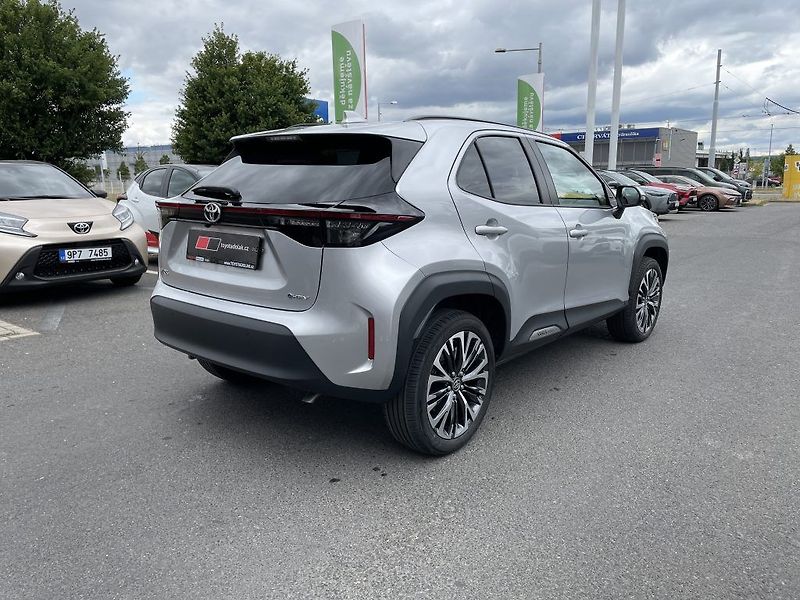 Toyota Yaris Cross 1.5 Hybrid 130k ODBĚR 6/2026 - fotka 3 z 29