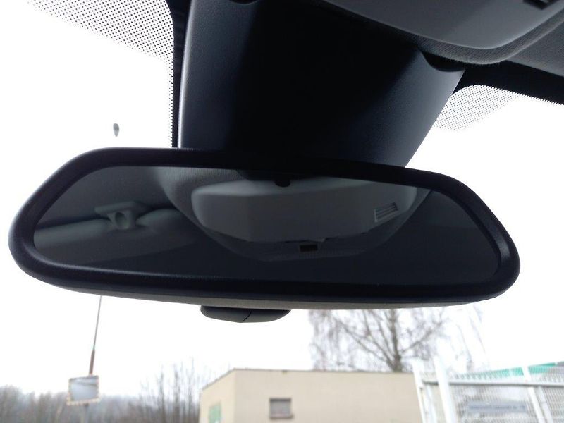 Peugeot 208 (2026) BUSINESS HYBRID 110 e-DCS6  - fotka 31 z 41