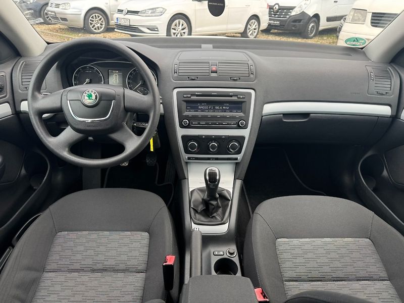 Škoda Octavia (2011) 1,2 TSI 77 KW 2. MAJ STK SK - fotka 22 z 50