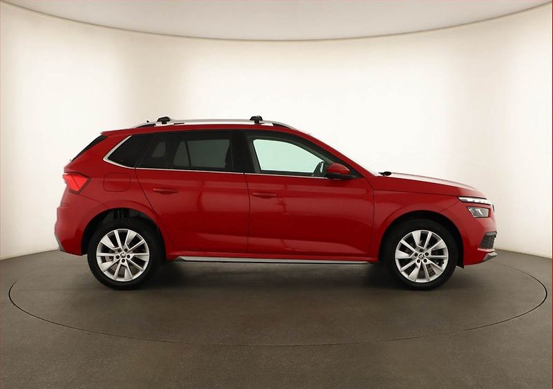 Škoda Kamiq (2020) Style 1.0 TSI, Tempomat - fotka 6 z 13