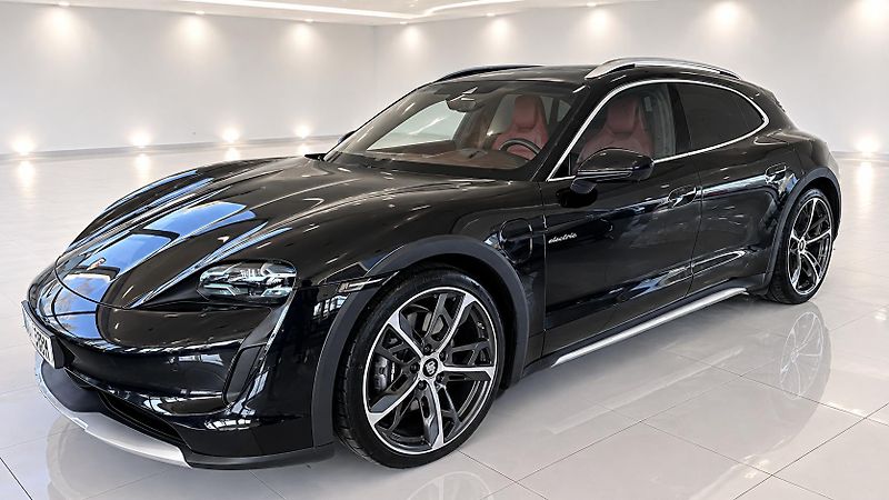Porsche Taycan (2023) - fotka 7 z 25