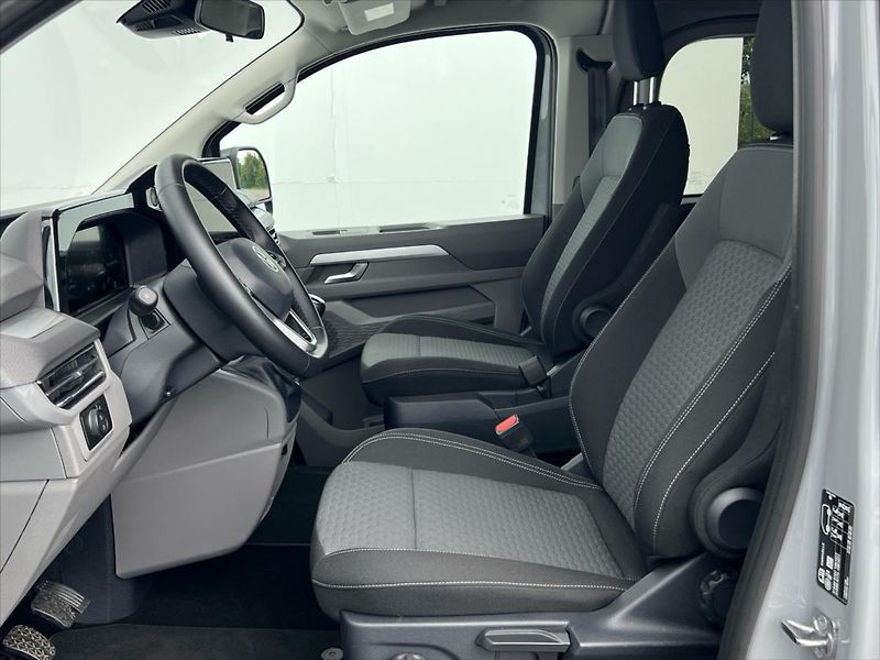 Volkswagen Caravelle 2,0 TDi 110kW LIFE 8míst  T7 - fotka 11 z 25