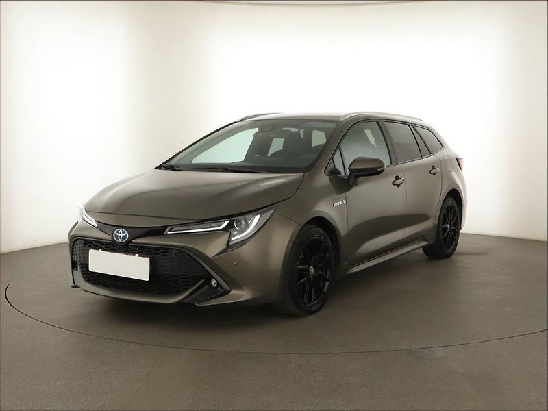 Toyota Corolla (2020) 1.8 Hybrid - fotka 2 z 22