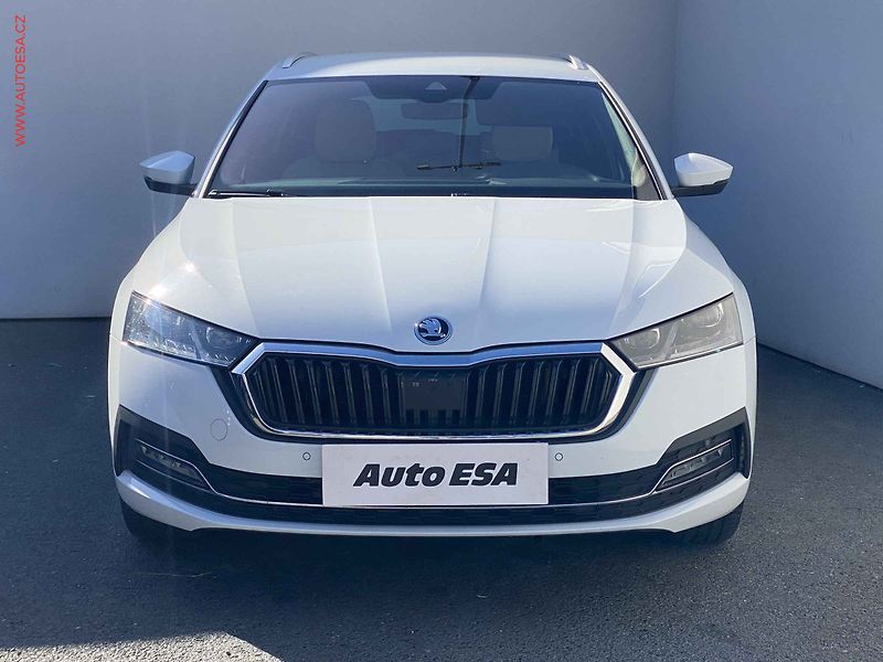 Škoda Octavia (2021) 1.5 TSi, 1.maj,ČR, Style, LED - fotka 2 z 18