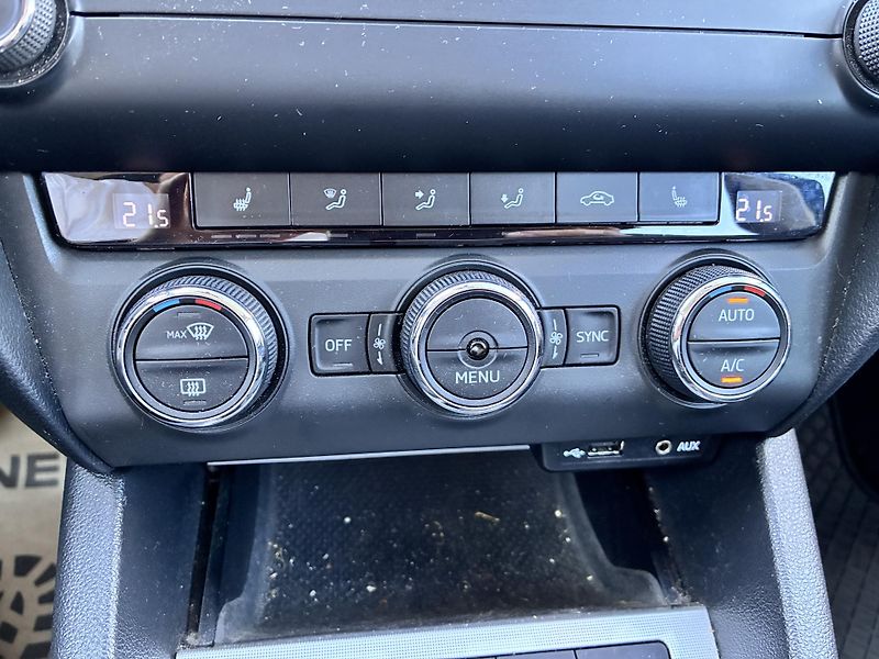 Škoda Octavia 1.6TDi 81kW 4x4 DIGI KLIMA ČR  - fotka 20 z 27