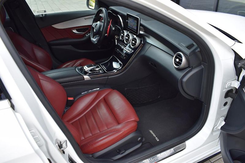 Mercedes-Benz Třídy C (2014) C220d/AMG paket/Sound motoru - fotka 20 z 26