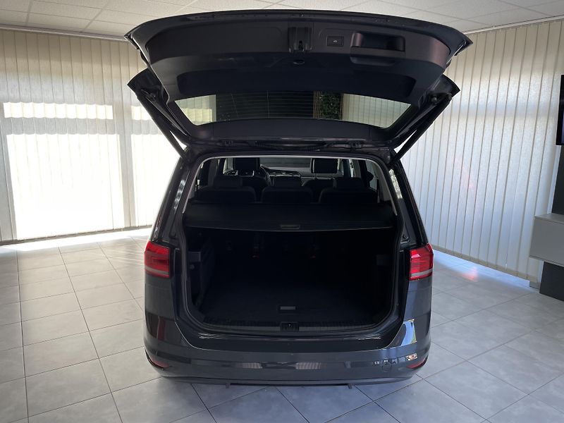 Volkswagen Touran 1.5 TSi 110 kW REZERVACE  - fotka 25 z 25