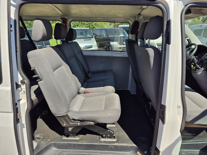 Volkswagen Transporter (2011) 2.0Tdi 9Míst Klima  - fotka 18 z 25