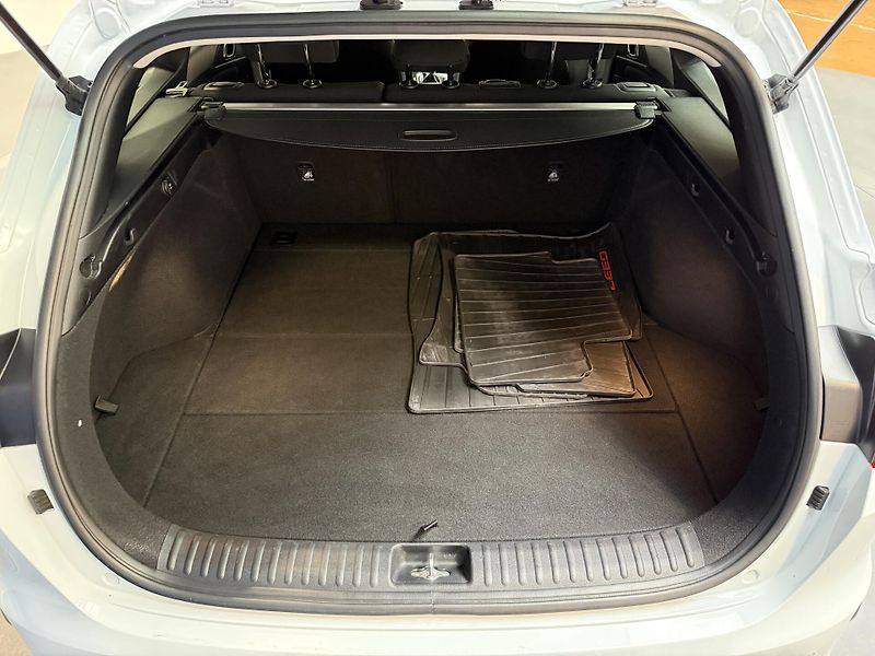Kia Ceed 1.5 T-GDI 118kW Exclusive SW - fotka 12 z 13