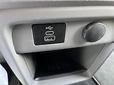 Ford Tourneo Custom (2024) L2*TITANIUM*2xŠOUPKY*8m*KAMERA - náhled 37
