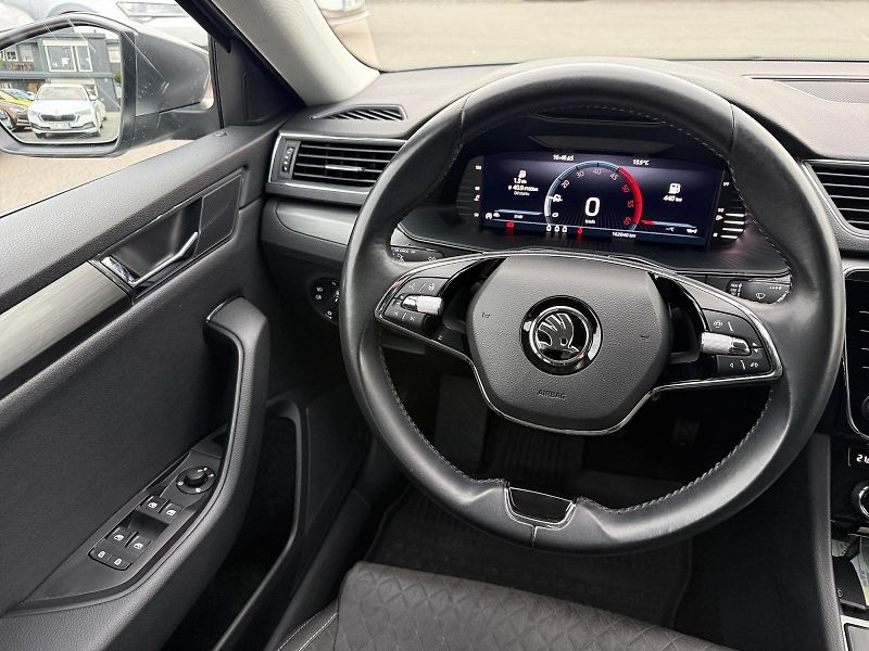 Škoda Superb (2022) AMBITION 2.0TDI 110kW CZ DPH - fotka 11 z 11