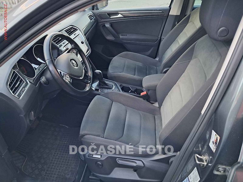 Volkswagen Tiguan (2019) 2.0TDi - fotka 3 z 3