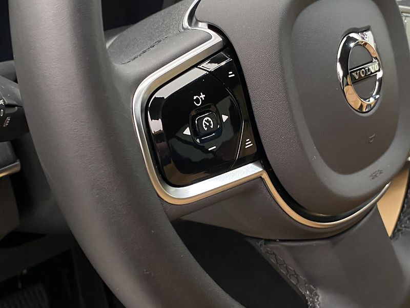 Volvo XC90 B5 AWD BRIGHT PLUS AUT CZ - fotka 20 z 63