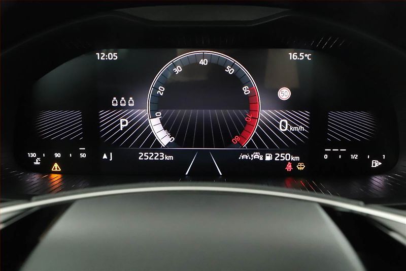 Škoda Scala (2025) 1.0 TSI, Top Selection, FullLe - fotka 8 z 19