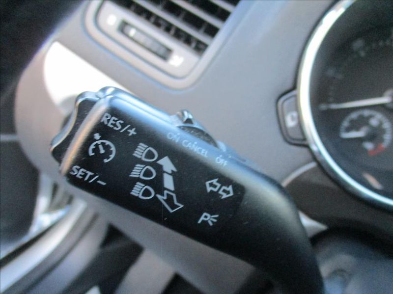 Škoda Yeti 1,2 TSI, serviska, aut. klima, - fotka 23 z 37