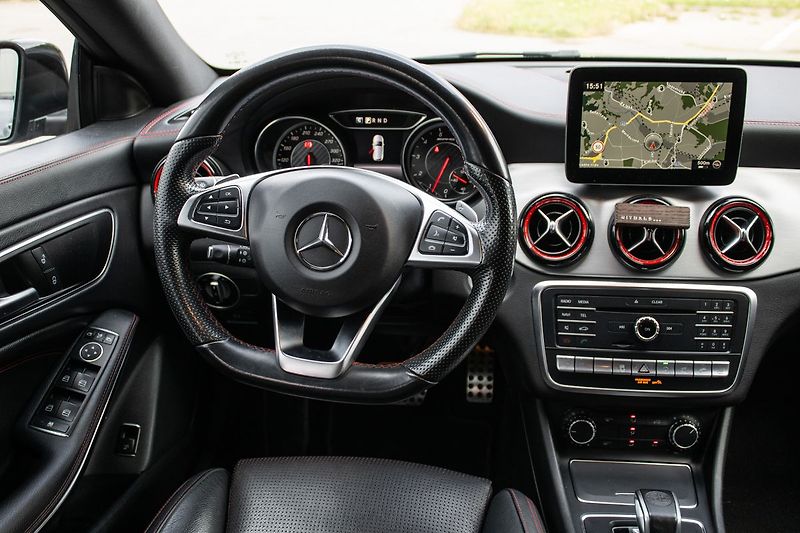 Mercedes-Benz CLA - fotka 12 z 35