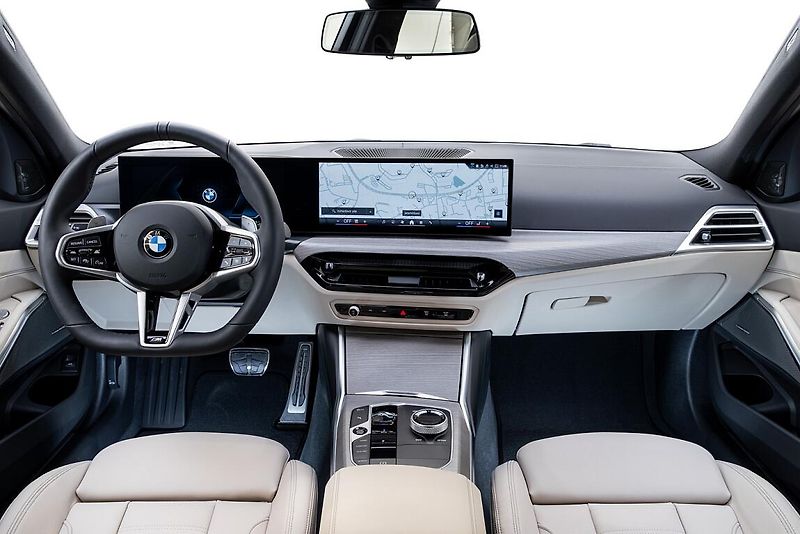 BMW Řada 3 řady 3 | 320d xDrive - fotka 6 z 13
