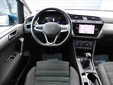 Volkswagen Touran 1,5 TSi Highline Navi - náhled 9