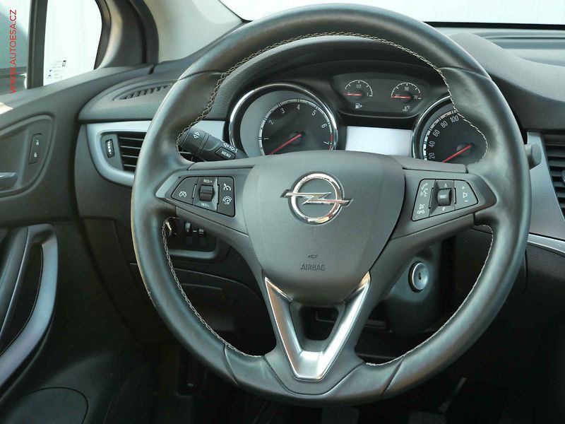 Opel Astra (2017) 1.4T, 1.maj,ČR, AC, výhřev - fotka 11 z 18