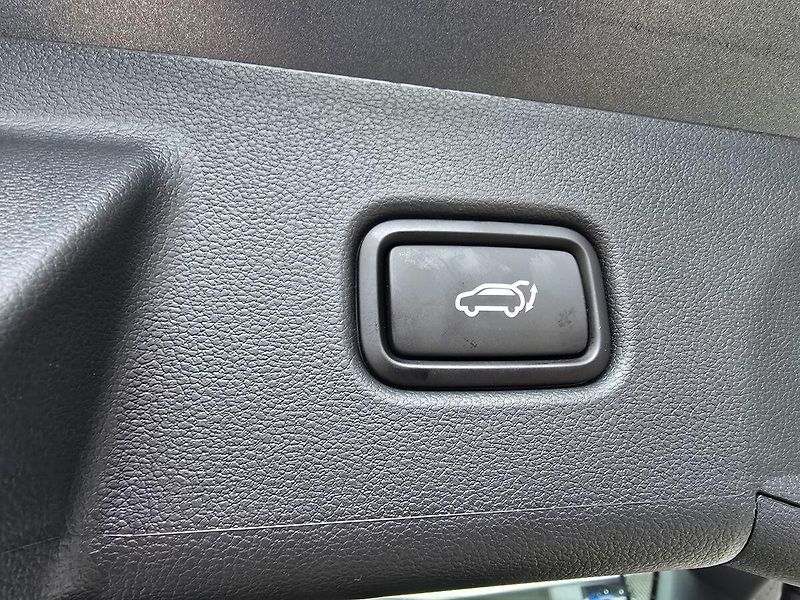 Hyundai Tucson (2025) 1.6T-GDi MT 20 YEARS - fotka 26 z 26