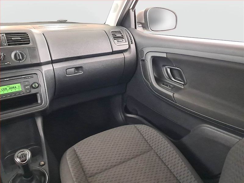Škoda Fabia (2012) 1.2 TSI, ČR,1.maj, po STK - fotka 8 z 16