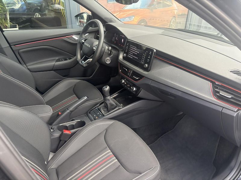 Škoda Kamiq 1.0TSi 85kW Monte Carlo - fotka 24 z 26
