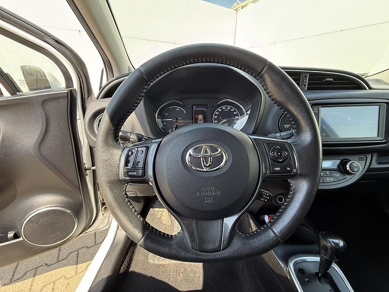 Toyota Yaris (2019) 1.5 Hybrid  - fotka 9 z 18