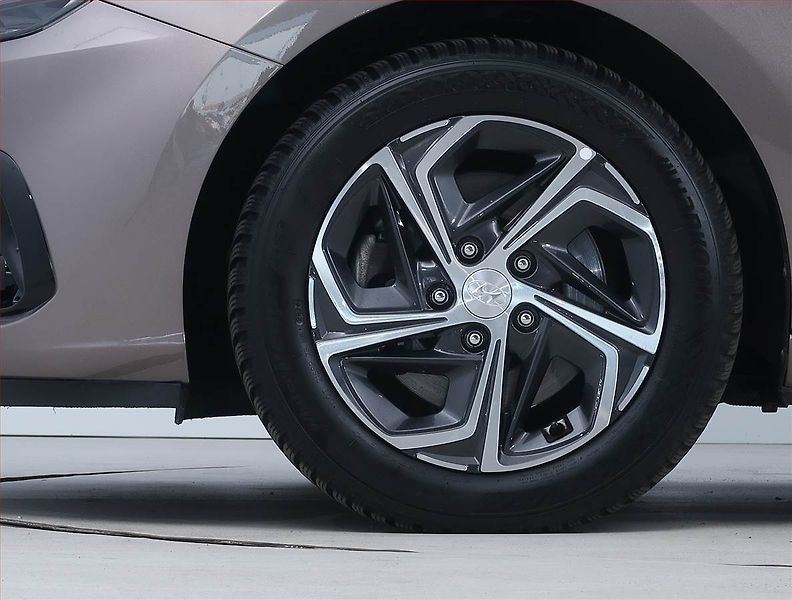 Hyundai i30 (2023) Smart 1.0 T-GDI - fotka 15 z 22