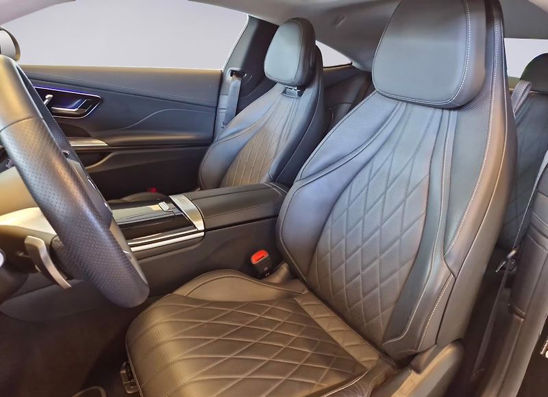 Mercedes-Benz CLE 300 4M AMG Pano Burm 360 Kůže - fotka 6 z 13