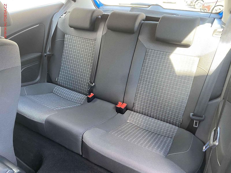 Volkswagen Polo (2014) 1.2 TSi, AC, kamera - fotka 10 z 18
