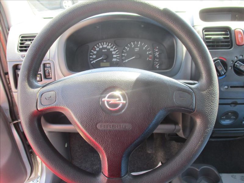 Opel Agila 1,2 i, klima, + letní pneu, - fotka 18 z 23