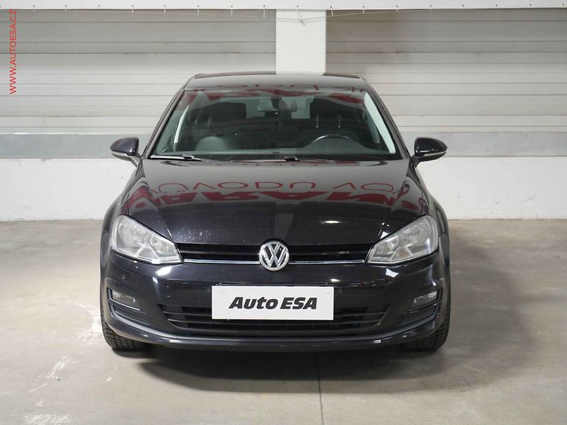 Volkswagen Golf (2014) 2.0 TDi, ČR, AC, tempo - fotka 2 z 19