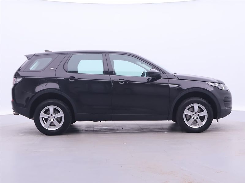 Land Rover Discovery 2,0 L TD4 110kW 4WD limatizace - fotka 8 z 30