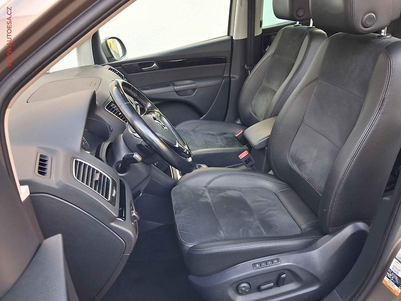 Volkswagen Sharan (2016) 2.0TDi 7míst, ČR, DSG, TZ - fotka 9 z 19