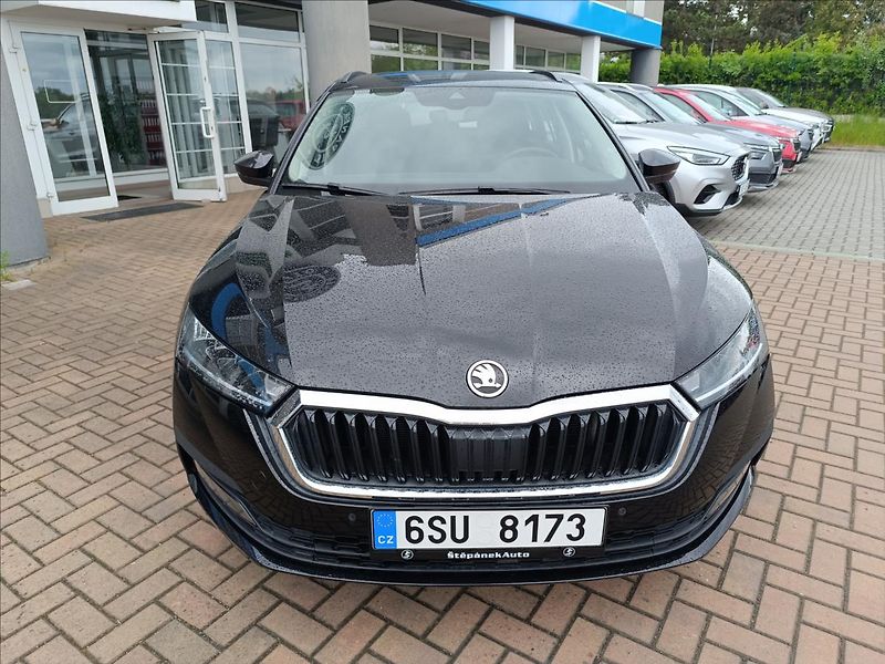 Škoda Octavia 2,0 TDi DSG Ambition - fotka 4 z 22