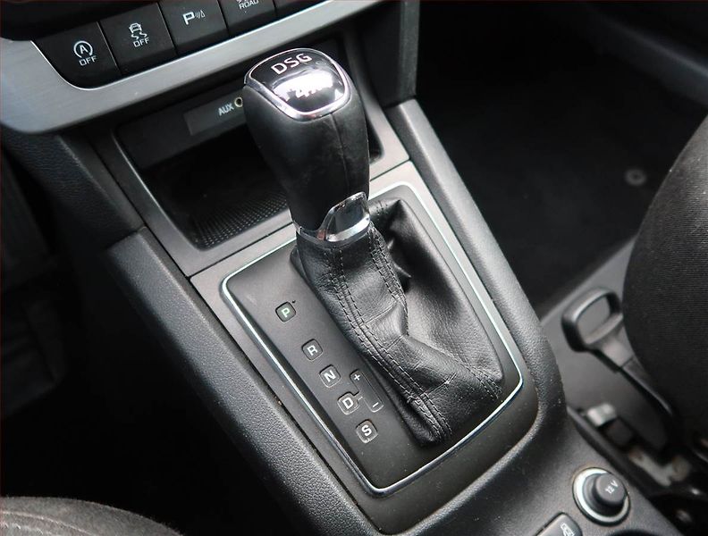 Škoda Yeti (2016) 2.0 TDI, 4X4, Automat, Navi - fotka 13 z 20