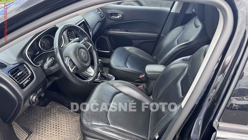 Jeep Compass (2017) 1.4 MultiAir 4x4, AT - fotka 3 z 3