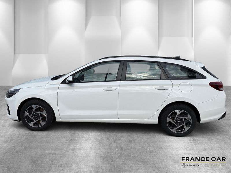 Hyundai i30 (2024) 1,0 T-GDi 74 kW SMART - fotka 8 z 23